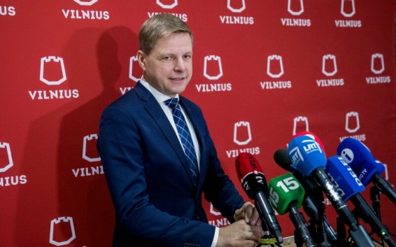 Вильнюс на пять недель закрывает детские сады и школы, отменяются мероприятия