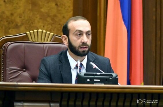 Հնարավորինս նվազնել հաղորդակցությունն այլ անձանց հետ և աշխատանքային պարտականությունները կատարել առցանց. Արարատ Միրզոյանի կոչը ԱԺ պատգամավորներին ու աշխատակազմին