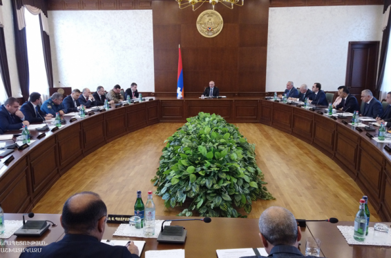 Արցախի նախագահն անցկացրել է ընդլայնված խորհրդակցություն․ քննարկվել է նոր կորոնավիրուսի դեմ պայքարը համակարգող մարմինների կողմից կատարվող աշխատանքը