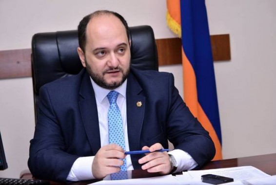Министр приглашает учителей на онлайн-встречу