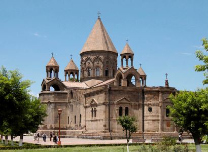 Թող բոլորը վստահ լինեն, որ արվում է և կարվի ամենը մեր ժողովրդի հավատի զորացման համար. Մայր Աթոռ Սուրբ Էջմիածին
