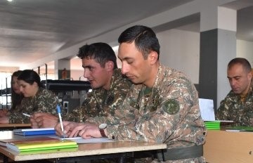 Անցկացվել են դասակների հրամանատարների հավաքներ