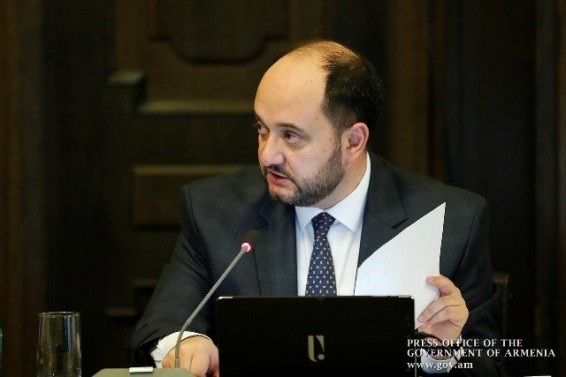 «Տեսագրվող դասերի թիվը կրկնապատկել ենք, որ սարքերի խնդիրներ ունեցողներն օգտվեն»․ Արայիկ Հարությունյան