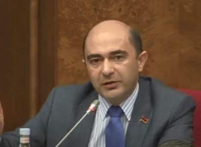 Տաքսու մեջ վարակվելն ավելի հեշտ է, քան մետրոյում՝ սոցիալական հեռավորություն պահելու դեպքում. Մարուքյանը՝ Ավինյանին