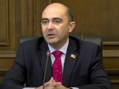 Ալեն Սիմոնյանը հրապարակե՞լ է SMS-ի սքրինշոթը, որ ինքը է գրել, որ ժողովրդին ծեծում են, մենք էլ չենք գնացել. Մարուքյան