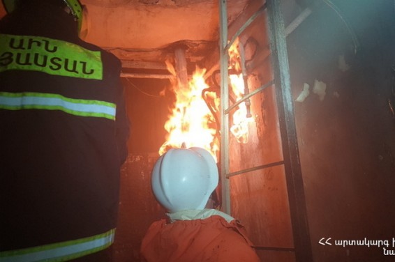 Газовые счетчики сгорели в жилой многоэтажке в Ереване
