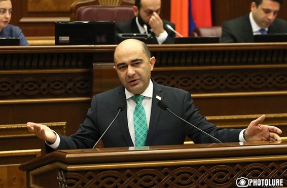 «Իրավիճակը թողած՝ իշխանությունն ընդդիմության մասին է խոսում, ի՞նչ եք ուզում ընդդիմությունից». Էդմոն Մարուքյան
