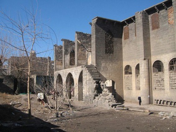 Մեկնարկել են Դիարբեքիրի Սուր շրջանում գտնվող հայկական կաթոլիկ եկեղեցու վերանորոգման աշխատանքները