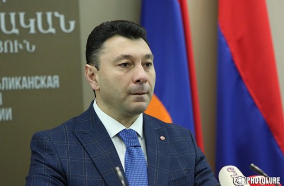 «Կորոնավիրուսի դեմ պատերազմը դուք խայտառակ կերպով տանուլ եք տվել ու ժողովրդին միայնակ թողել». Էդուարդ Շարմազանով