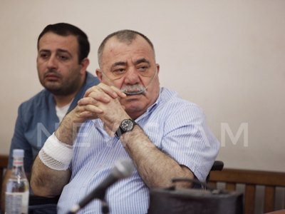 Մանվել Գրիգորյանը շտապ օգնության մեքենայով կրկին տեղափոխվեց հիվանդանոց