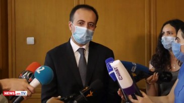 Ֆրանսիայից վաղը հատուկ չվերթով 10 բժիշկ է գալու. Արսեն Թորոսյան