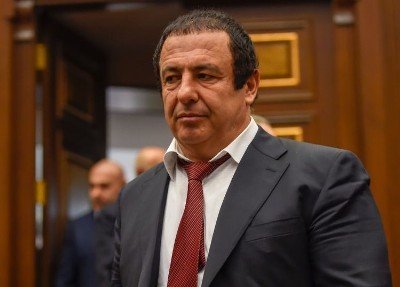 Գագիկ Ծառուկյանը դուրս եկավ ԱԱԾ-ից