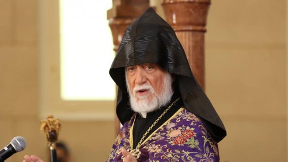 Արամ Ա կաթողիկոսը իր օրհնությունն ու զորակցությունն է հայտնել հայոց քաջարի բանակին