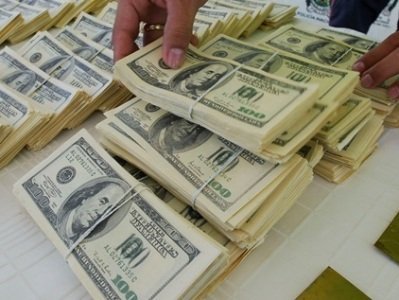 Դոլարի փոխարժեքը նվազել է 483 դրամից. Եվրոն թանկացել է