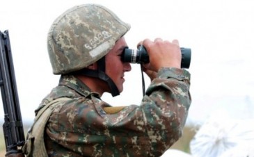 Ադրբեջանական ԶՈՒ-ը դիպուկահար հրացաններից կրակ են վարել՝ փորձելով թիրախավորել մեր զինծառայողներին. ՊՆ խոսնակ