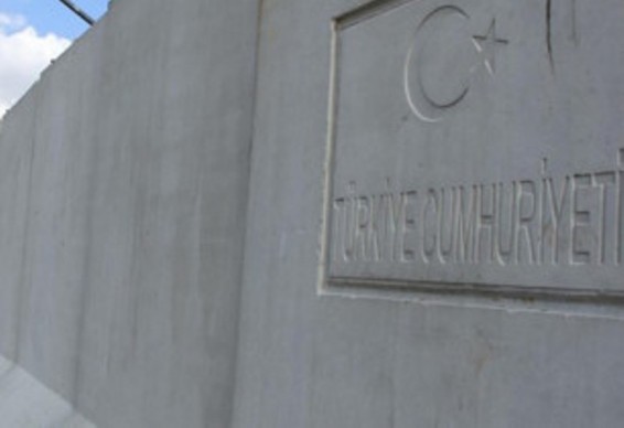 Թուրքիան վերսկսել է Սիրիայի հետ սահմանին բետոնե մեծ պատի կառուցման աշխատանքները