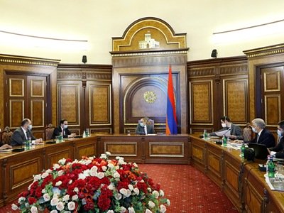 Վարչապետի մոտ քննարկվել է Երևանի Ֆիրդուսի 33-րդ թաղամասի կառուցապատման նախագիծը