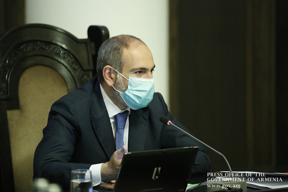 «Ամբողջ Հայաստանի գույքը այ էս դահլիճում չնչին կոպեկներով սեփականաշնորհվել է և գույքահարկ չի վճարվել». Փաշինյան