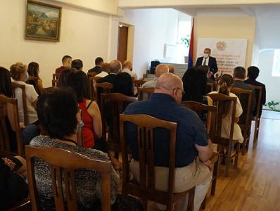 Աշոտ Խաչատրյանը ներկայացրել է ՍԴ-ի նորանշանակ դատավորներ Էդգար Շաթիրյանին եւ Արթուր Վաղարշյանին