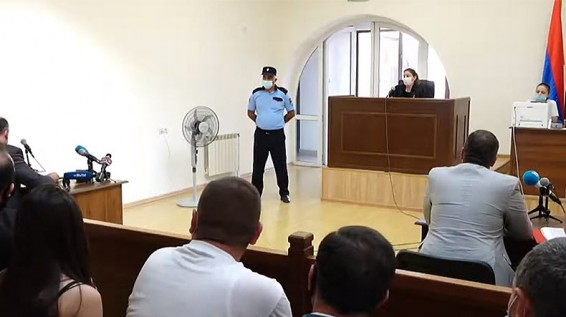 Заседание по делу «Фонд страхования военнослужащих» против Тиграна Уриханяна отложено