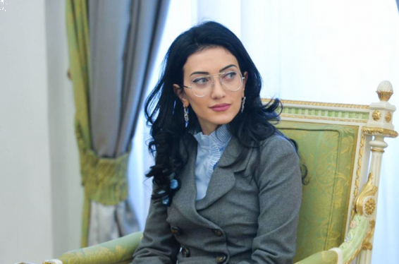 Փաշինյանը չհերքեց, որ իր նախկին խորհրդականը գաղտնի ու առանձին բանակցել է ադրբեջանցիների հետ. Արփինե Հովհաննիսյան
