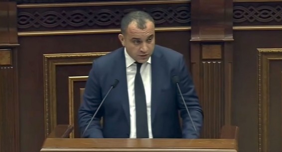 Новый глава КС Армении рассказал об отношениях с Грайром Товмасяном