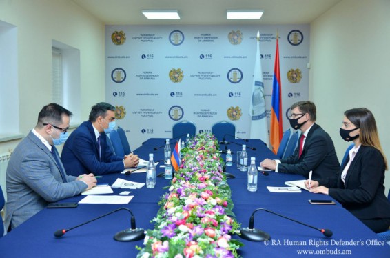 Արման Թաթոյանը Հայաստանում Նիդերլանդների դեսպանին է ներկայացրել Ադրբեջանի կողմից Արցախի ու Հայաստանի խաղաղ բնակչությանը պատճառված վնասները