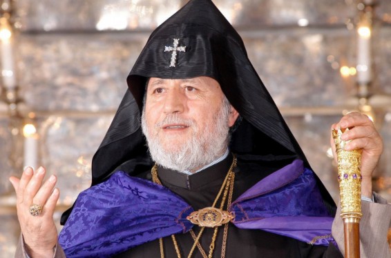 Թիկունքն այս իրավիճակում պետք է ամուր մնա, պիտի հաստատուն լինի համերաշխությունն ու կայունությունը, որպեսզի կարողանանք միասնաբար լուծումներ ու ելքեր գտնել հանուն Արցախի ու Հայաստանի․ Գարեգին Բ