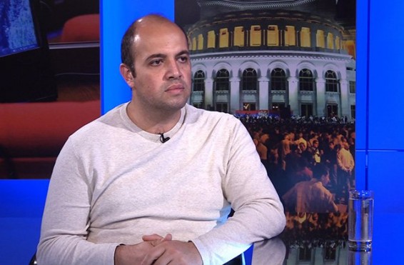 «Մի պահ պատկերացրու, որ դիմացինդ Արայիկ Հարությունյանը չէ: Պատկերացրու Արցախի հայրենազրկված ու որդեկորույս մայր է այդտեղ նստած: Ի՞նչ պիտի անեիր». Հրանտ Մելիք-Շահնազարյան