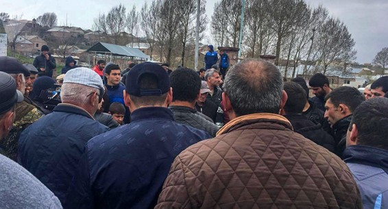 Сожалею о сказанном: староста Шенавана больше не требует отставки Пашиняна