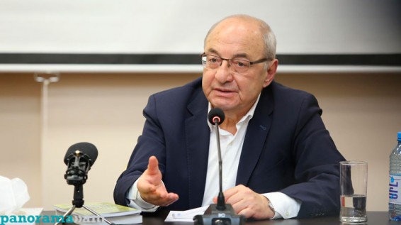 Նայում եմ վարչապետի աթոռը զբաղեցնող մարդու ելույթները, դրվագներ են հիշում հոգեբուժությունից. մտավորական