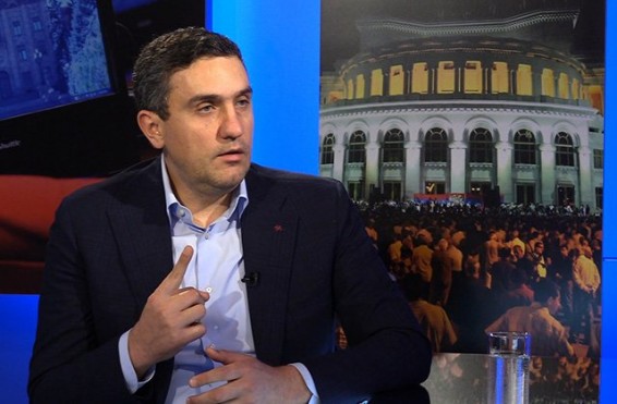 «Ոստիկաններով Սյունիքը գրավելու օրը պատահական չի ընտրված․․․ այսօր Նժդեհի մահվան օրն է, իսկ պետական դավաճանը 12 ավտոբուս ոստիկաններով փորձում է գրավել Նժդեհի ազատագրած Սյունիքը»