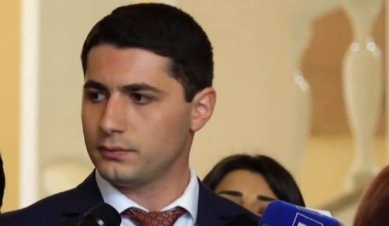 Արգիշտի Քյարամյանն անդրադարձել է 1400 ադրբեջանցիների անձնագրեր տրամադրելու մասին տեղեկությանը