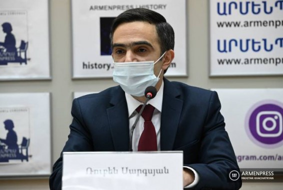 Находящиеся в Армении арцахцы будут трудоустроены: запущены две программы занятости