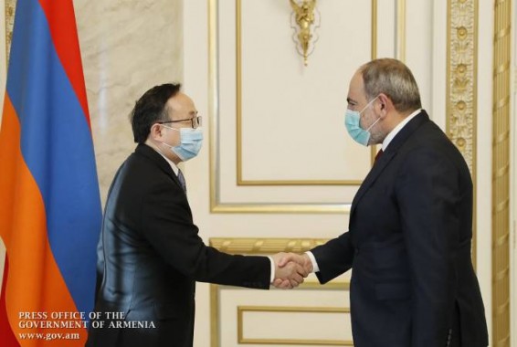 Премьер-министр обсудил с послом КНР перспективы развития сотрудничества