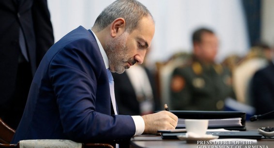 Пашинян изменил состав совета по антикоррупционной политике