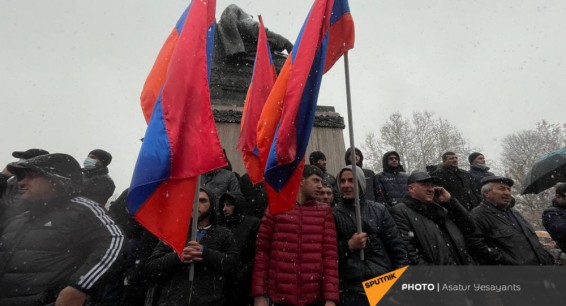 Армянская оппозиция объявила об акциях протеста нон-стоп