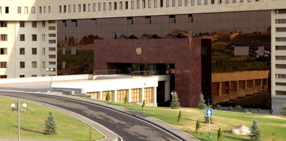 Մի խումբ զինվորներ, ծնողների դրդմամբ, հրաժարվել են մեկնել իրենց մշտական տեղակայման վայրեր. ՊՆ