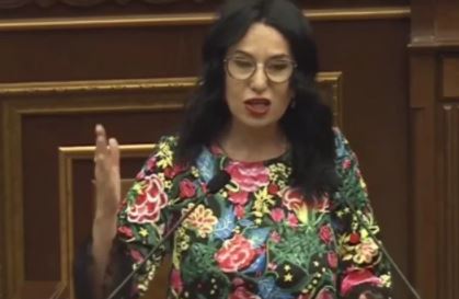 Пашинян наносит вред государственности Армении - Зограбян