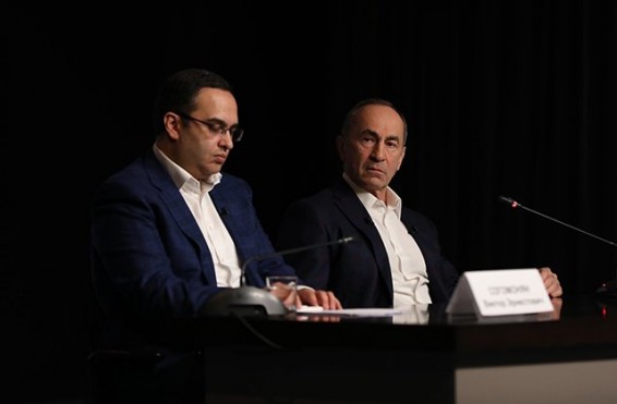 «Կպատմեմ Փաշինյանի հրաժարականից հետո». Քոչարյանը կարծում է, որ իշխանությունները կեղծել են իր COVID թեստի պատասխանը