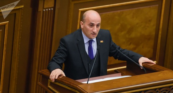Депутат объяснил, почему обращение в КС Армении не отсрочит увольнение главы Генштаба