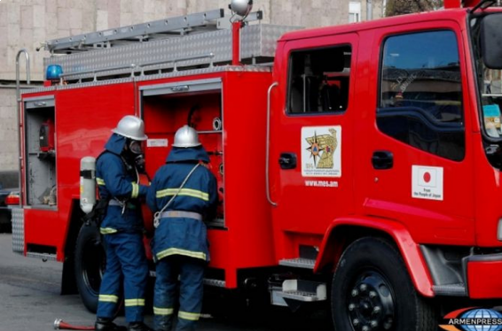 Տիգրան Մեծ պողոտայի թիվ 2 շենքի տանիքում հրդեհ է բռնկվել․ դեպքի վայր է մեկնել ԱԻՆ ՓԾ հրշեջ-փրկարարական ջոկատներից 6 մարտական հաշվարկ