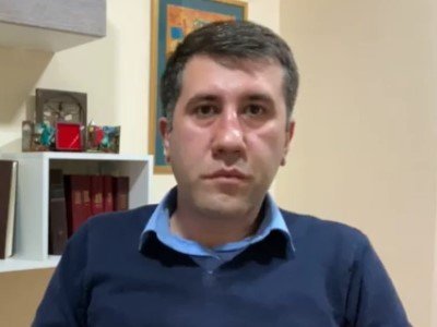 Արցախցի աղջիկներին մեքենայից դուրս հանած տաքսու վարորդն աշխատանքից ազատվել է. հաղորդում է ներկայացվել. Ռուբեն Մելիքյան
