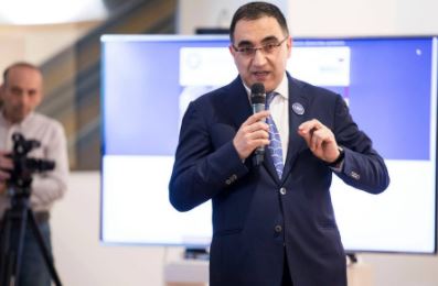 Армен Дарбинян: Не бывает прочного мира за счет потери достоинства