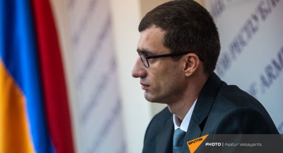 Правительство Армении выделило помощь семьям из Карабаха за апрель