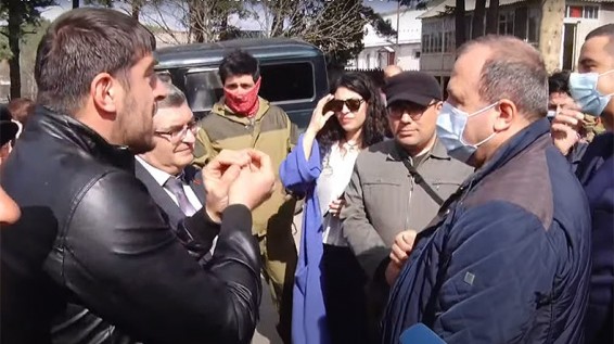 В Маргаовите проходит акция протеста: Рудник не будет открыт, публичных слушаний не будет.