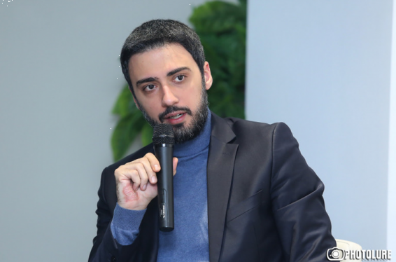 Կառավարության հրաժարականն ընդունելու հրամանագիրը և արտահերթ ընտրությունները հենց մեզանից յուրաքանչյուրի գործողության և պարտադրանքի արդյունքն են․ Արամ Վարդևանյան