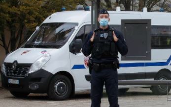 Второй участник нападения на школу в Казани может удерживать заложников