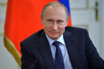 Путин отметил различия между аутсайдером Трампом и 