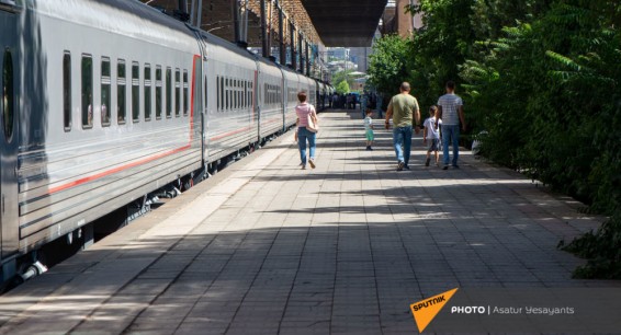 Поезд Ереван-Тбилиси-Батуми-Ереван: сколько стоит проезд и как купить билеты